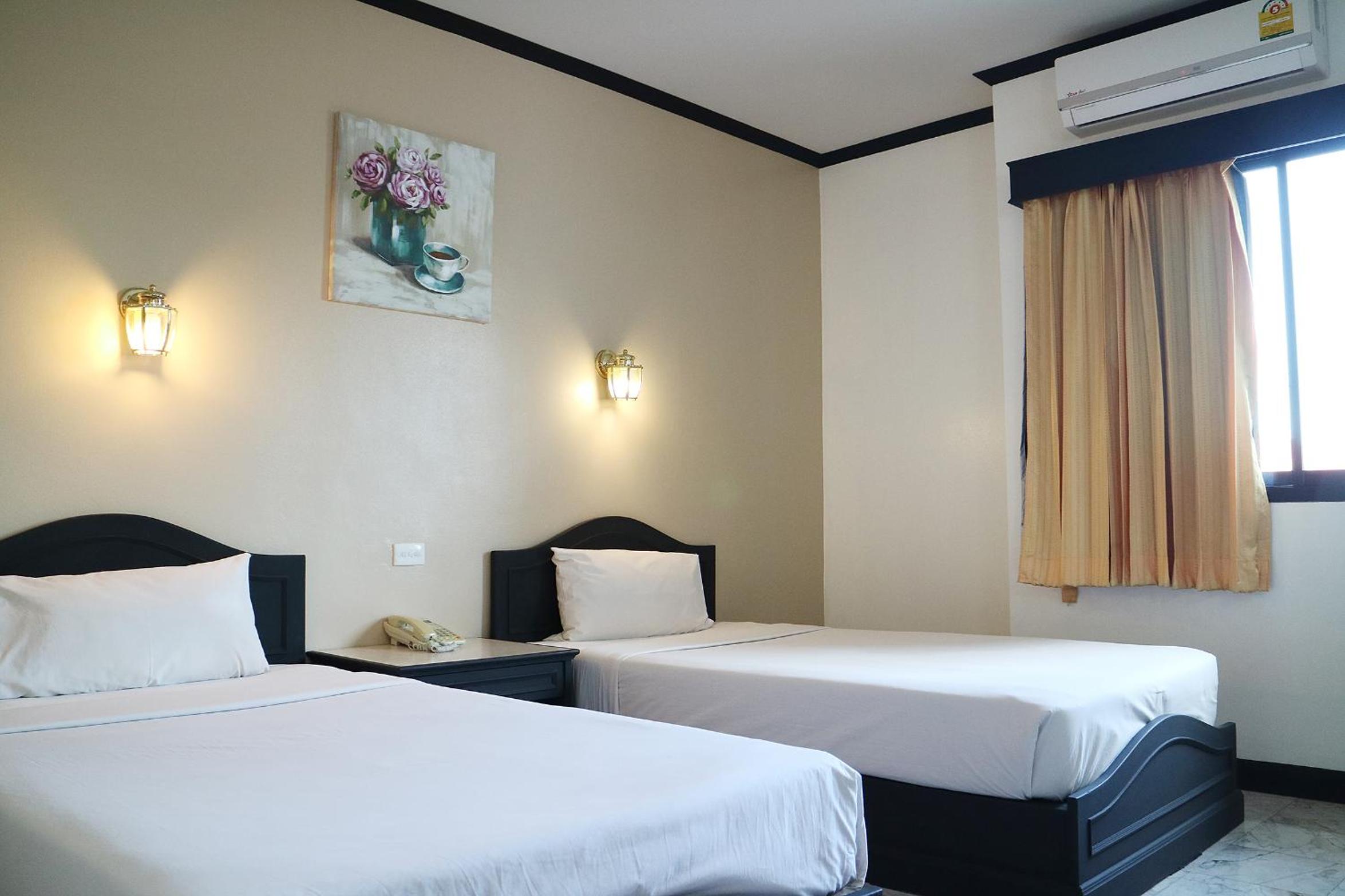 Deluxe Twin Room - Photo 4