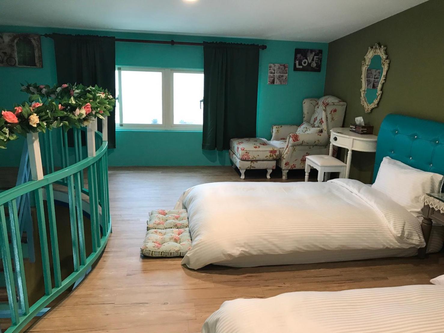 Deluxe Family Room with Bathroom photo 3