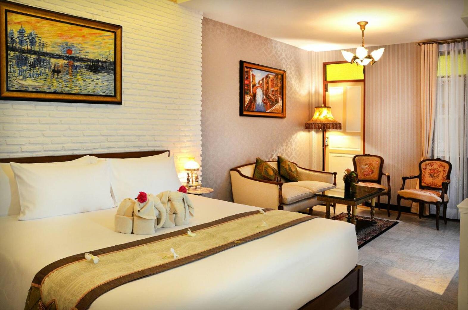 Deluxe Room - Photo 1