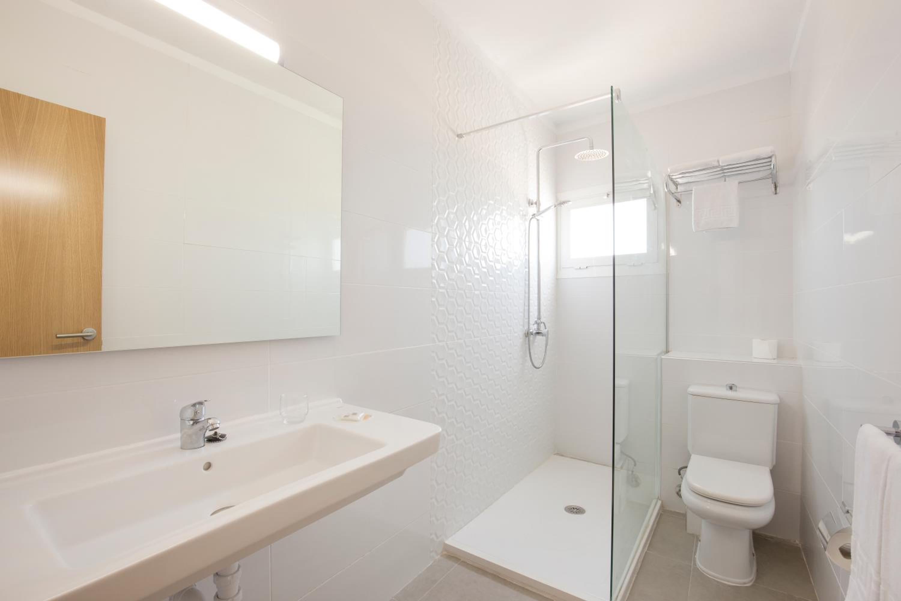 Double Room with Balcony photo 2