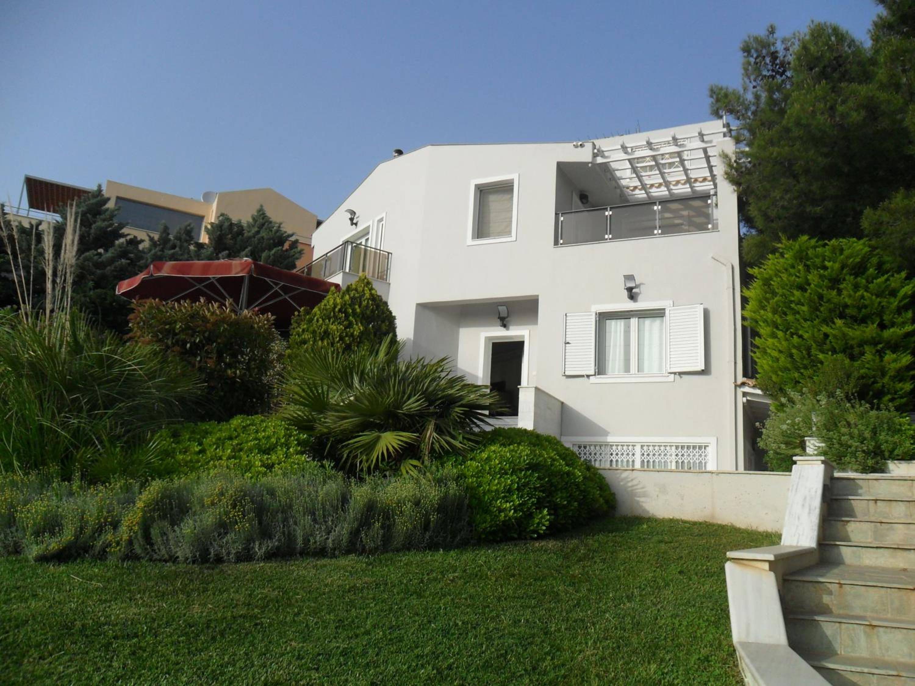 Villa - First Floor photo 3