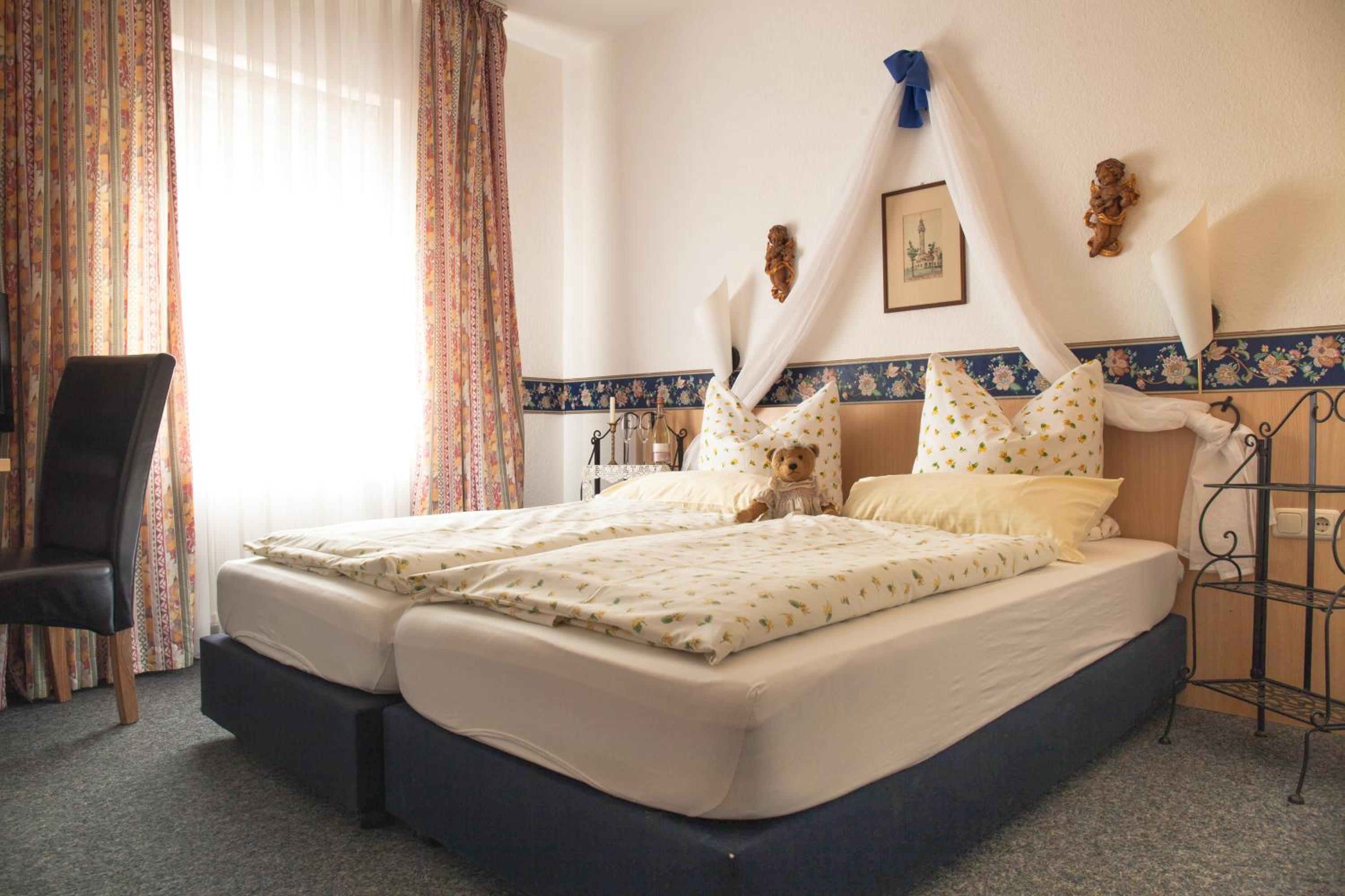 Double Room - Photo 6