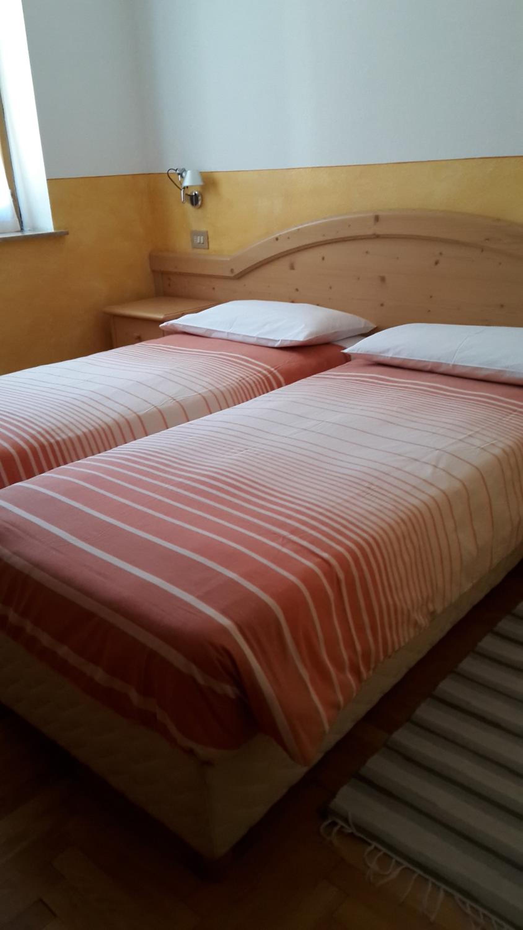 Economy Double or Twin Room - Photo 1