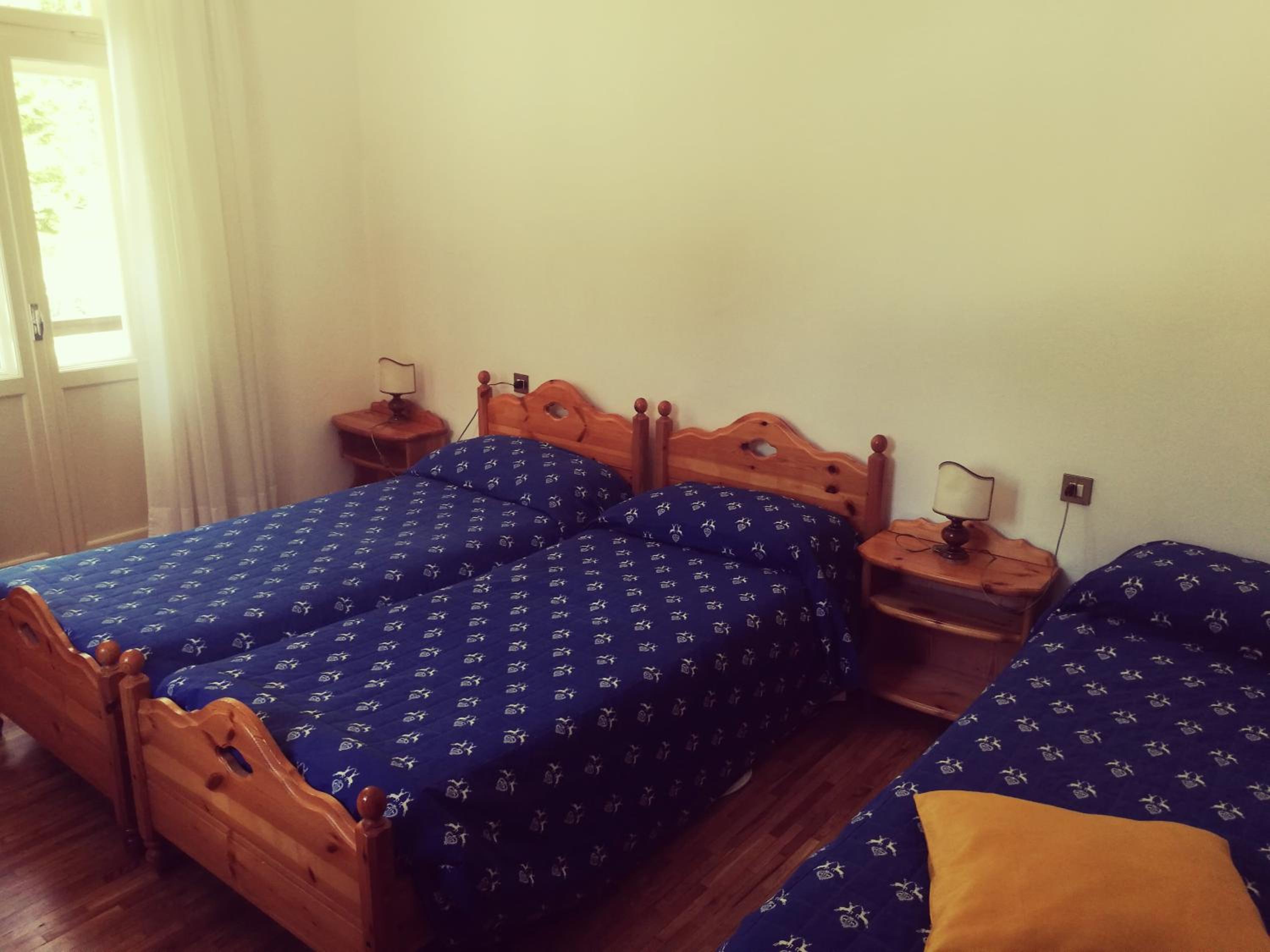 Twin Room with Shared Bathroom