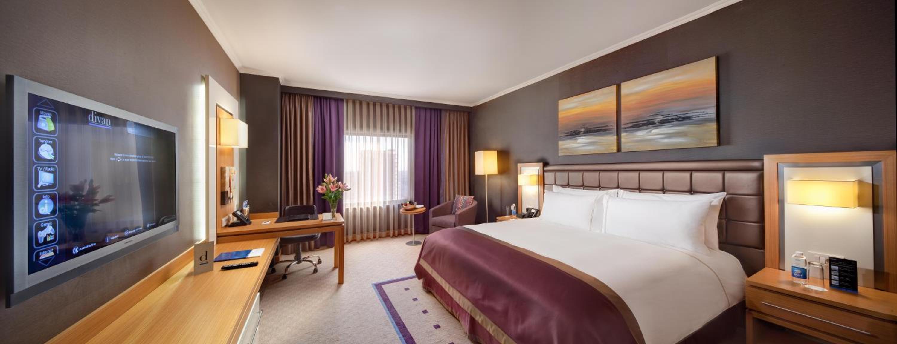 Deluxe King Room - Photo 5