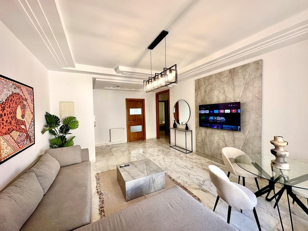 Apartment photo 3