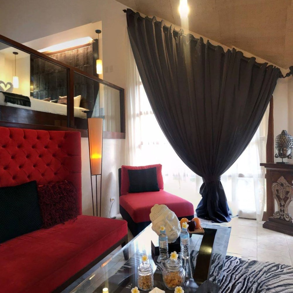 Executive Villa photo 3