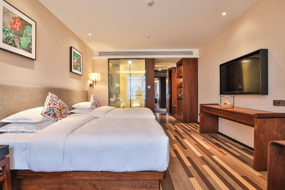 Deluxe Twin Room photo 3