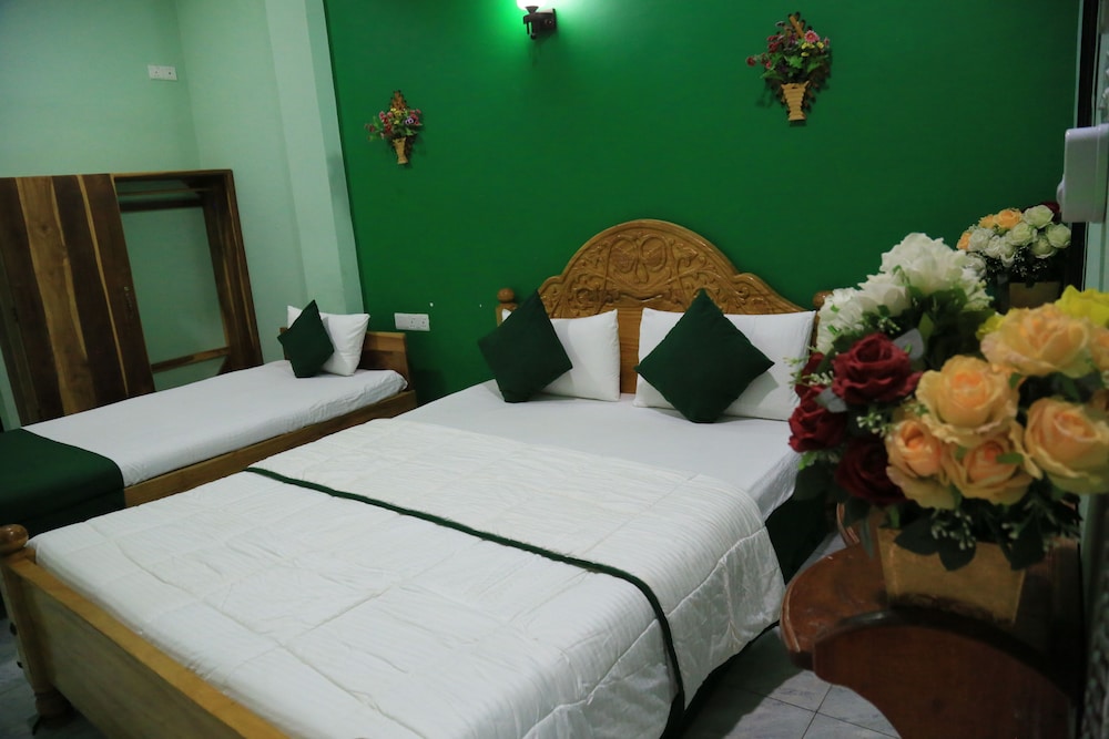 Family Triple Room, City View photo 1