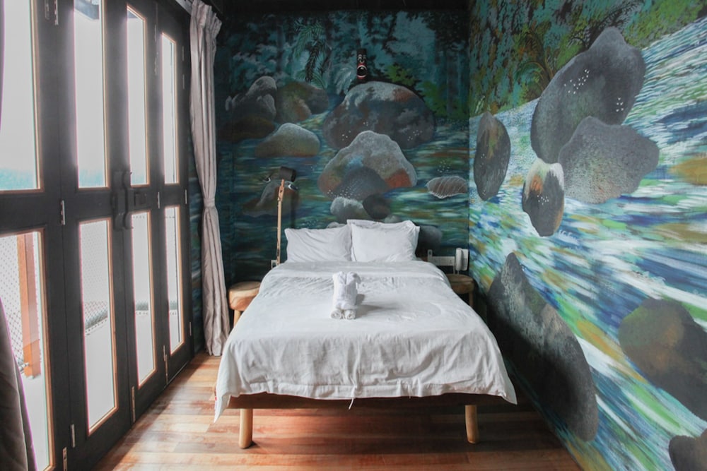 Eagle Room photo 3