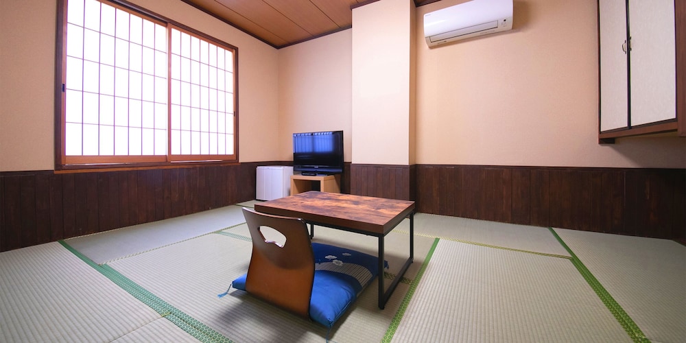 Japanese Style Room with 6-8 Tatami-mats, Main Bldg