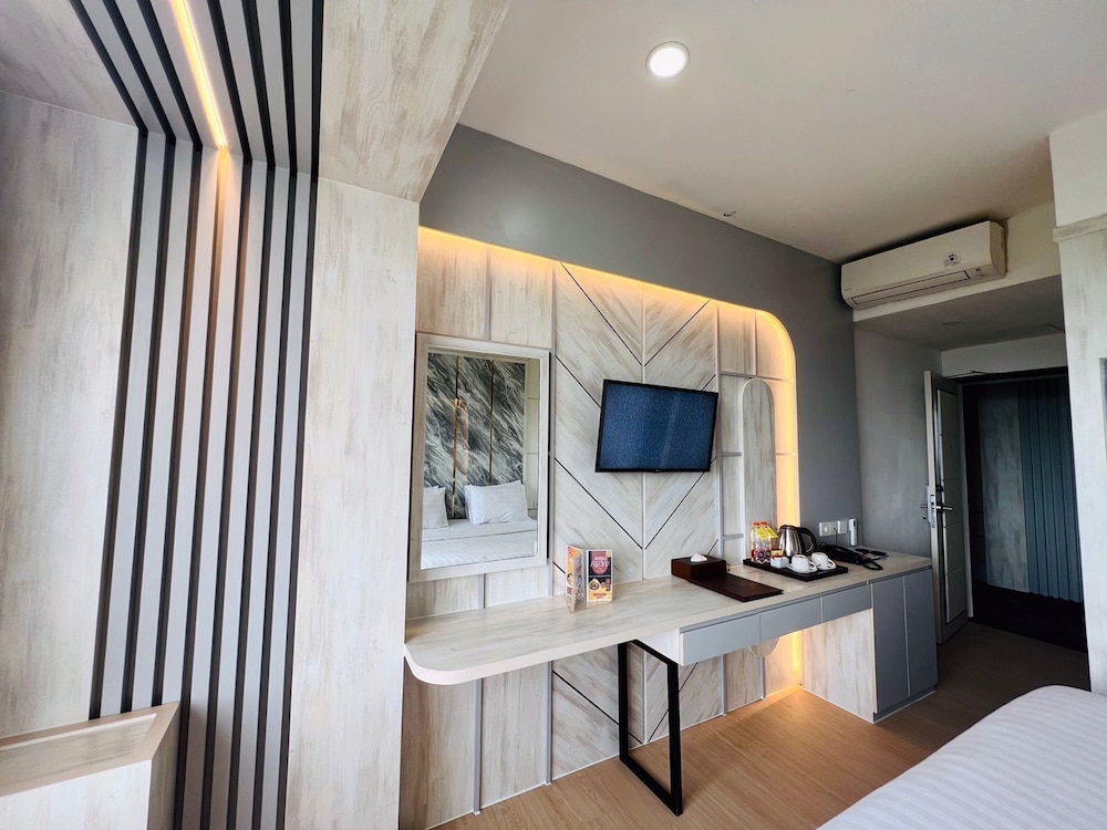 New Deluxe Room photo 3