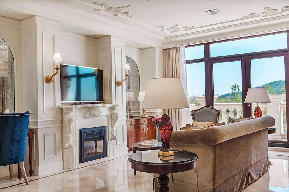 Executive Suite, Multiple Beds, Non Smoking