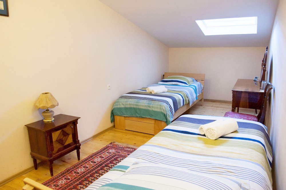 Superior Twin Room, Shared Bathroom