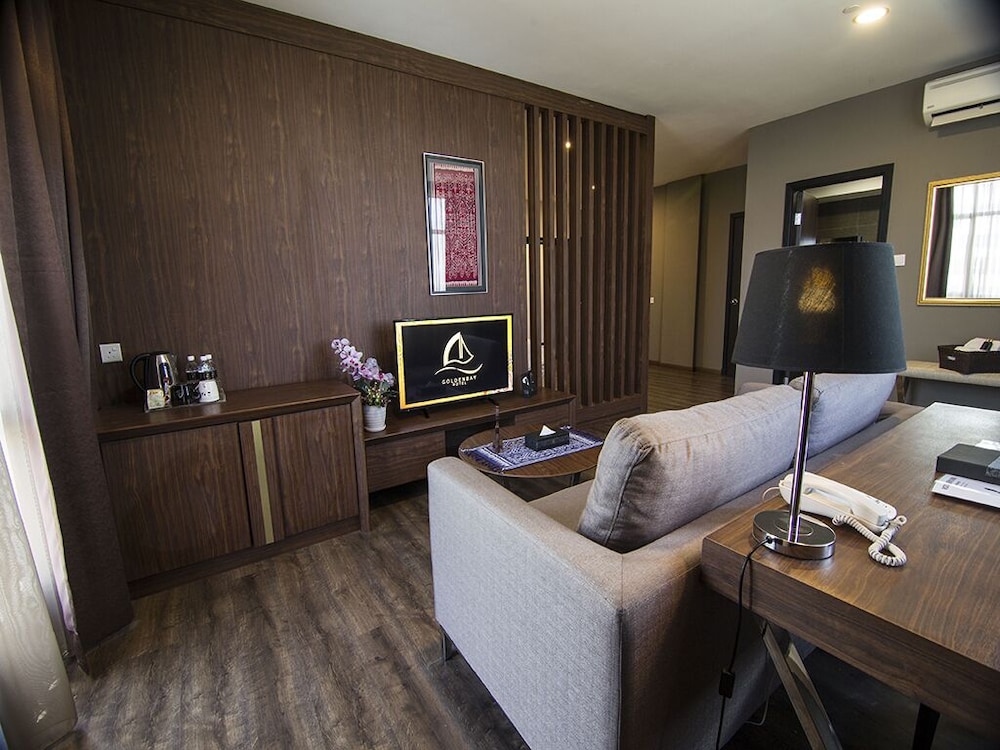 Family Suite A photo 3