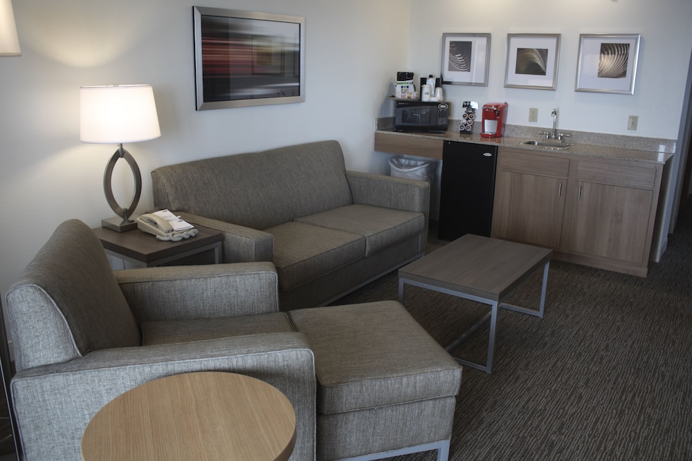 Suite, 2 Bedrooms, Balcony