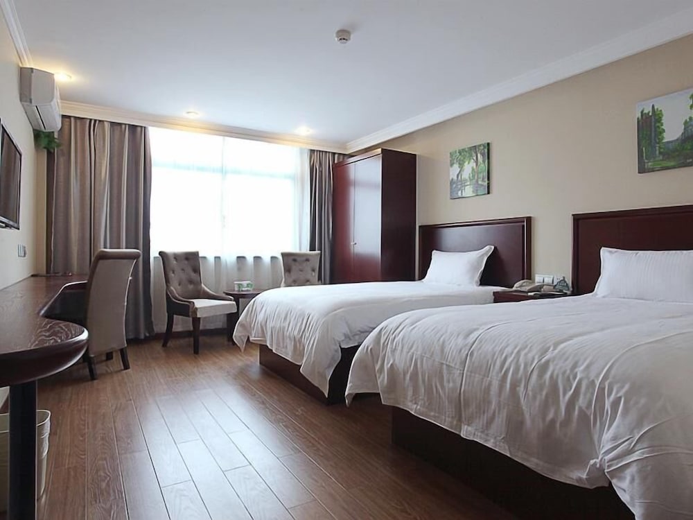 Deluxe Twin Room photo 2