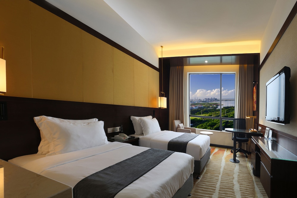 Superior Sea View Twin Room photo 3