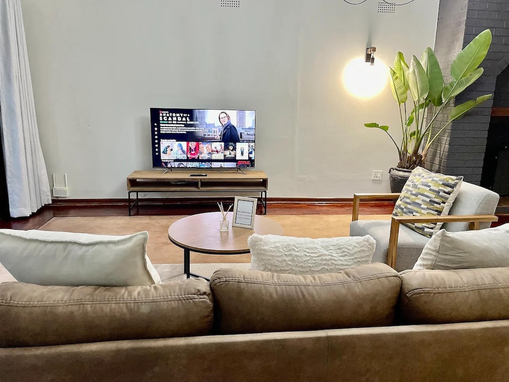 Apartment photo 1