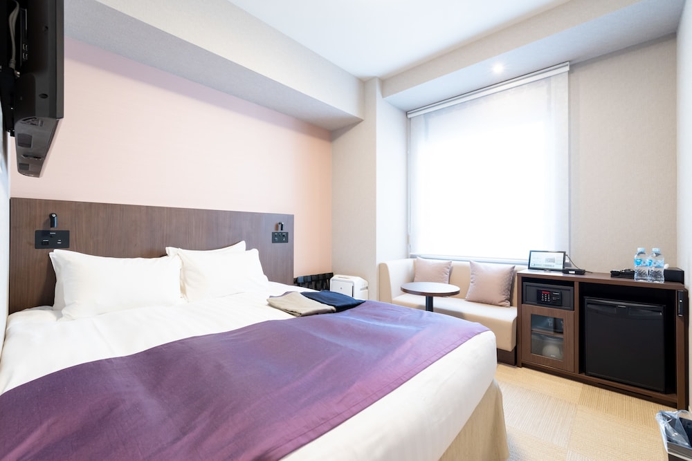 Moderate Double Room, Shower Booth, Non Smoking (Housekeep once every 3 days)