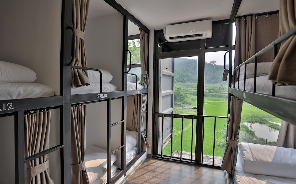 Bunk Bed in Female Dormitory photo 1