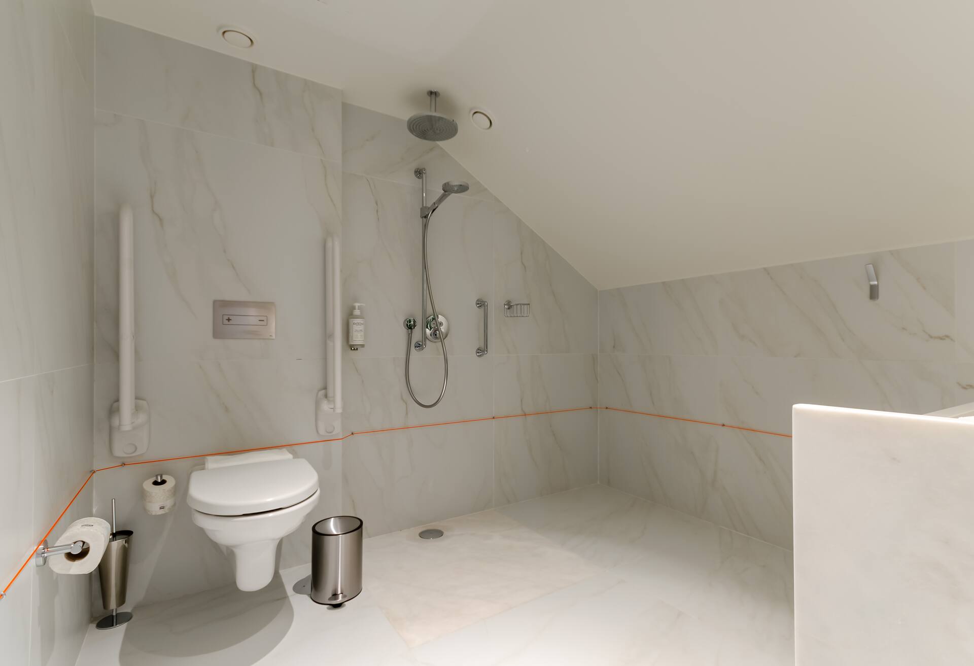 King Accessible Room