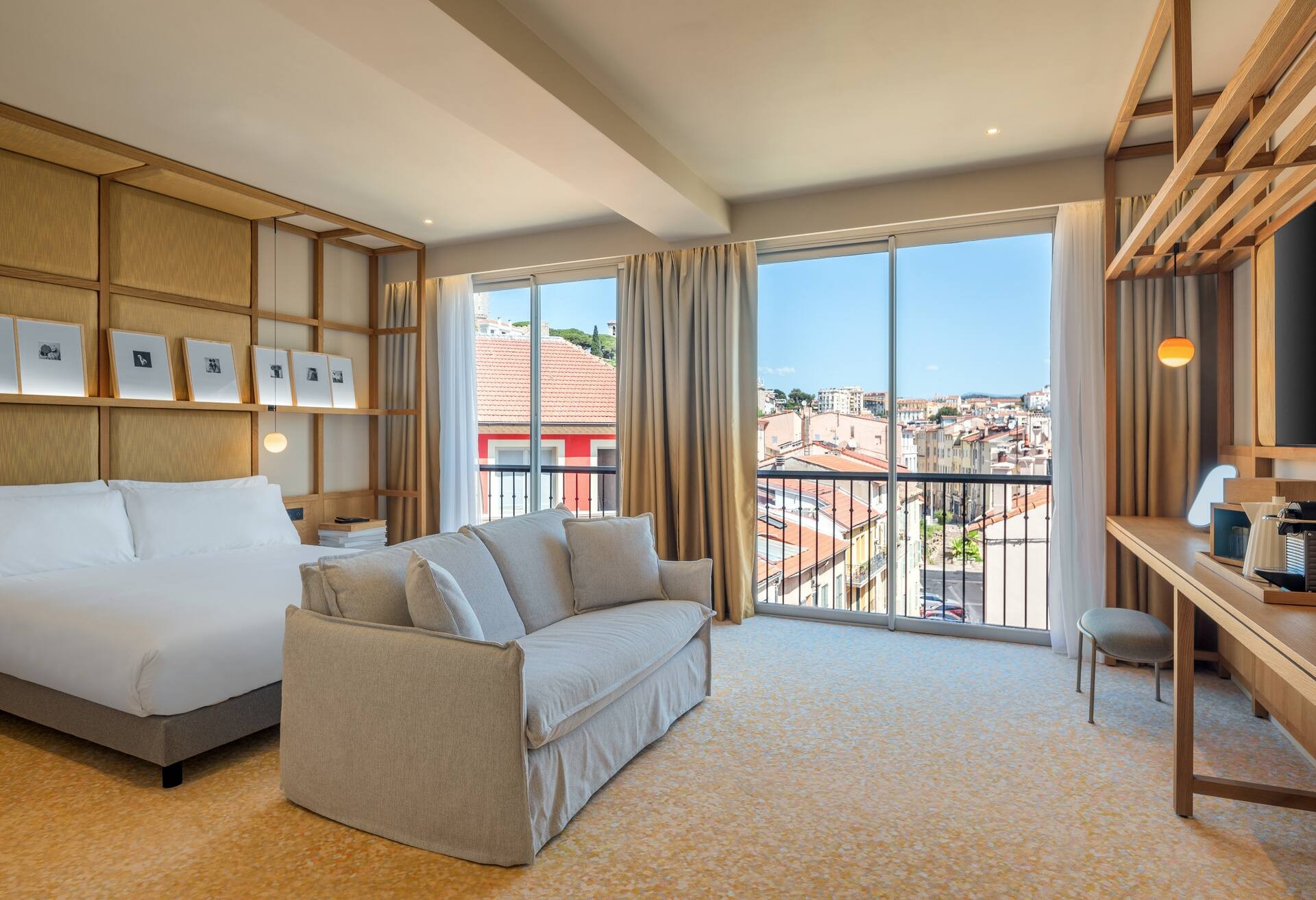 Queen Accessible Room