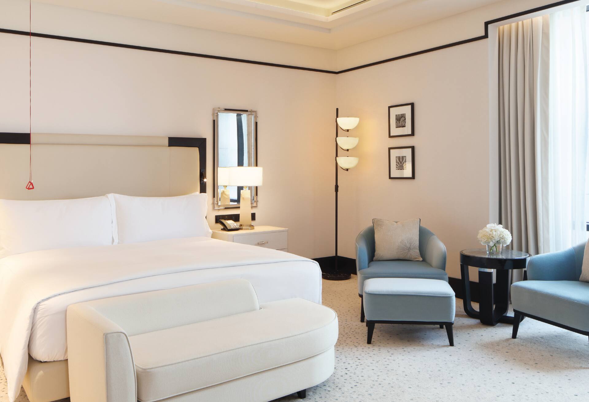 King Deluxe Accessible Room