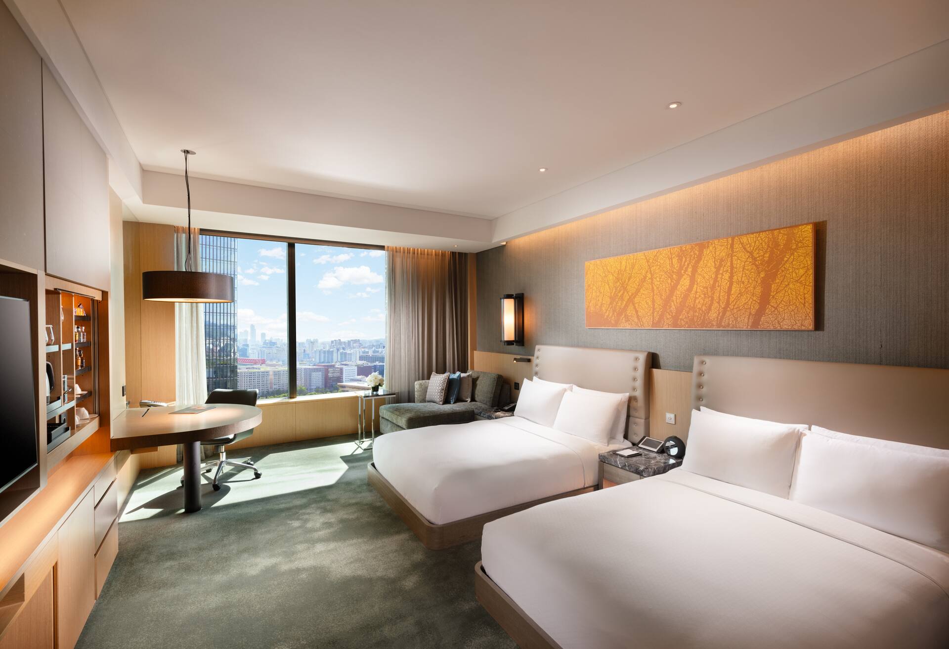 2 Queen Beds Deluxe Accessible Room City View
