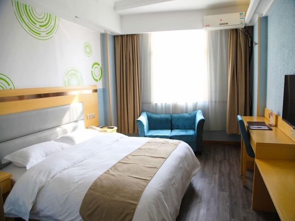 Business King Room
