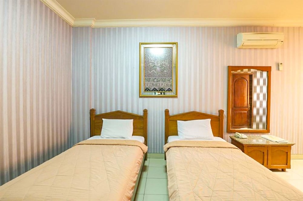Classic Twin Room - Photo 6
