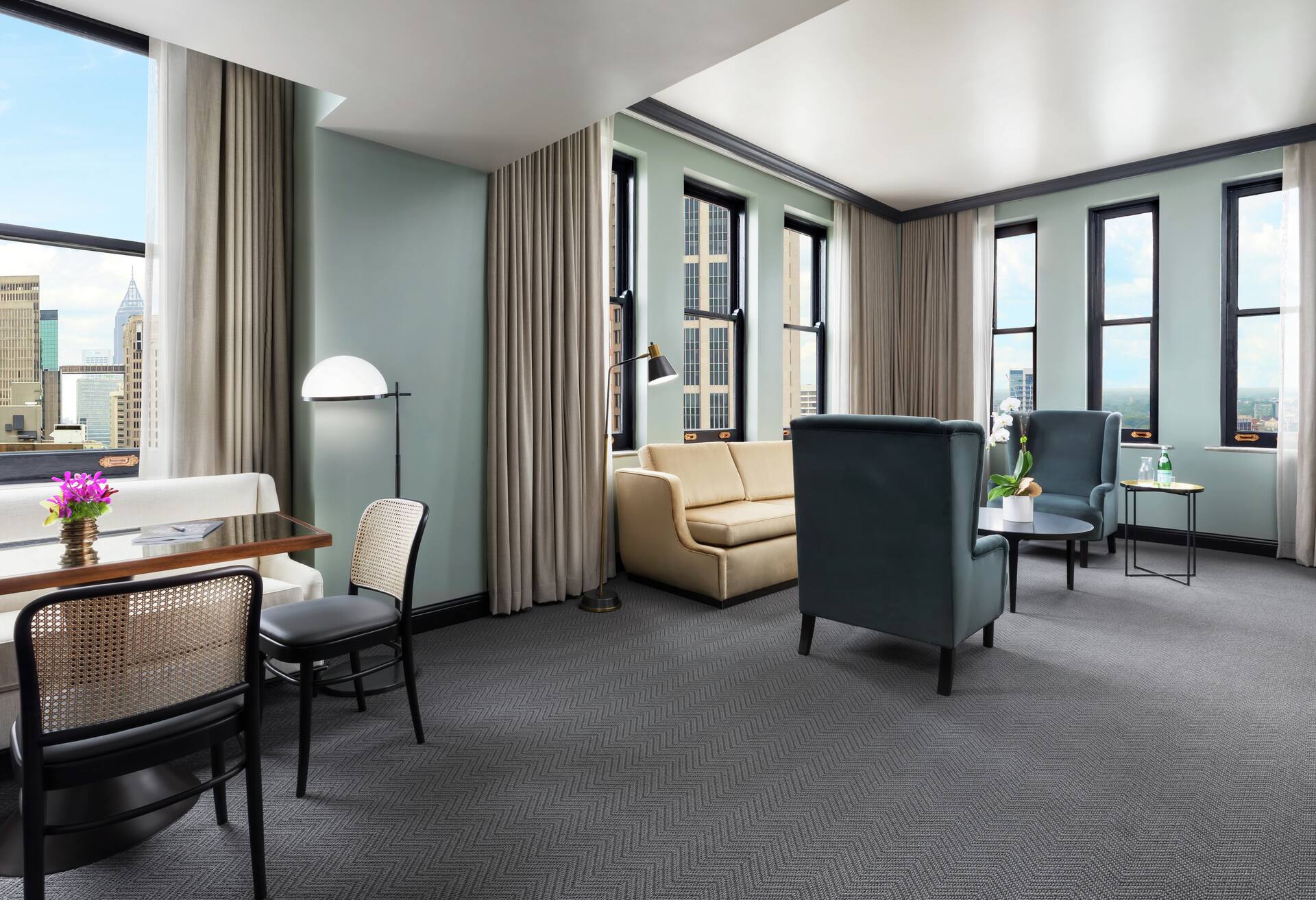 1 King Bed 1 Bedroom Suite-city View photo 2