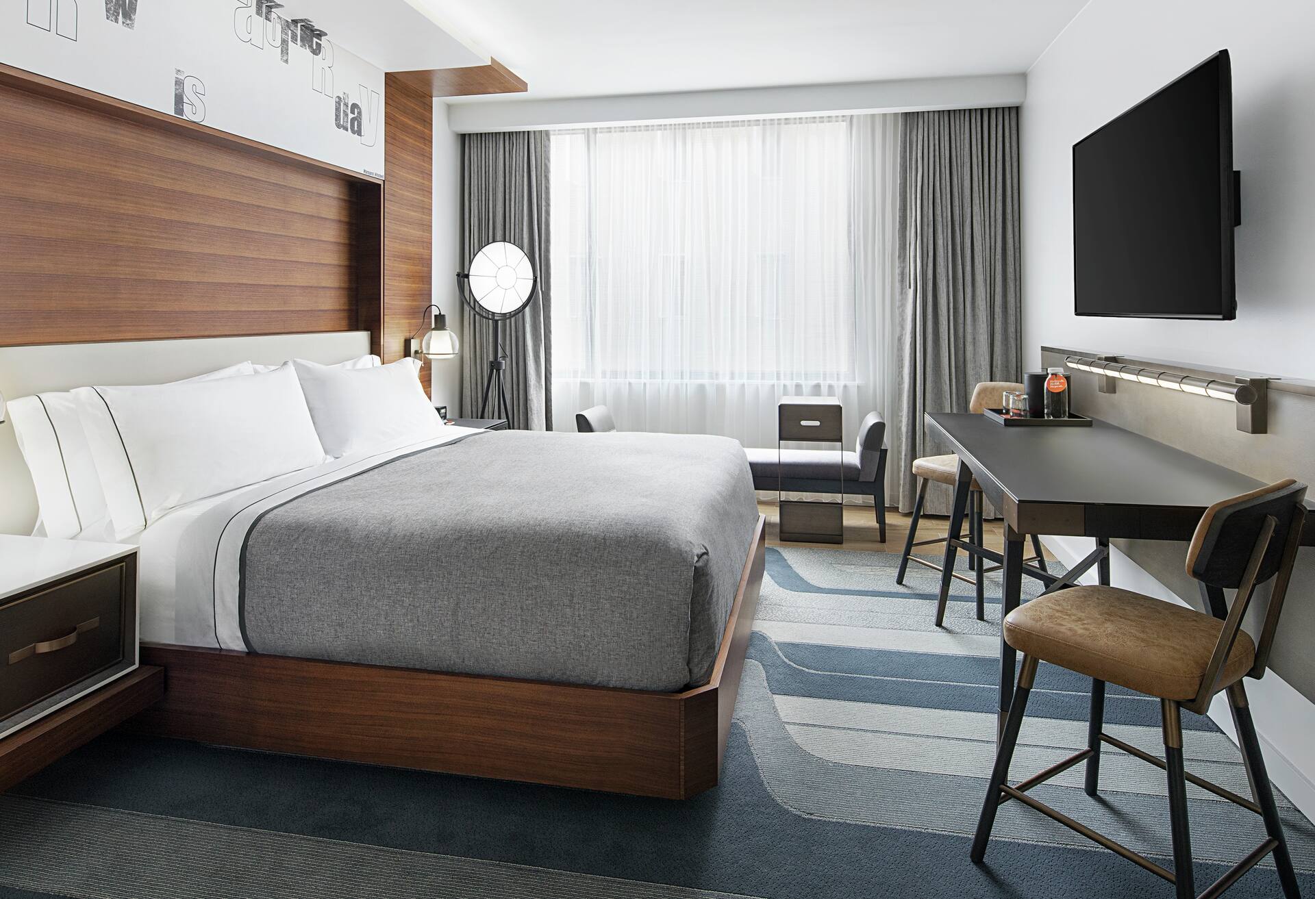 1 King Bed Room photo 1