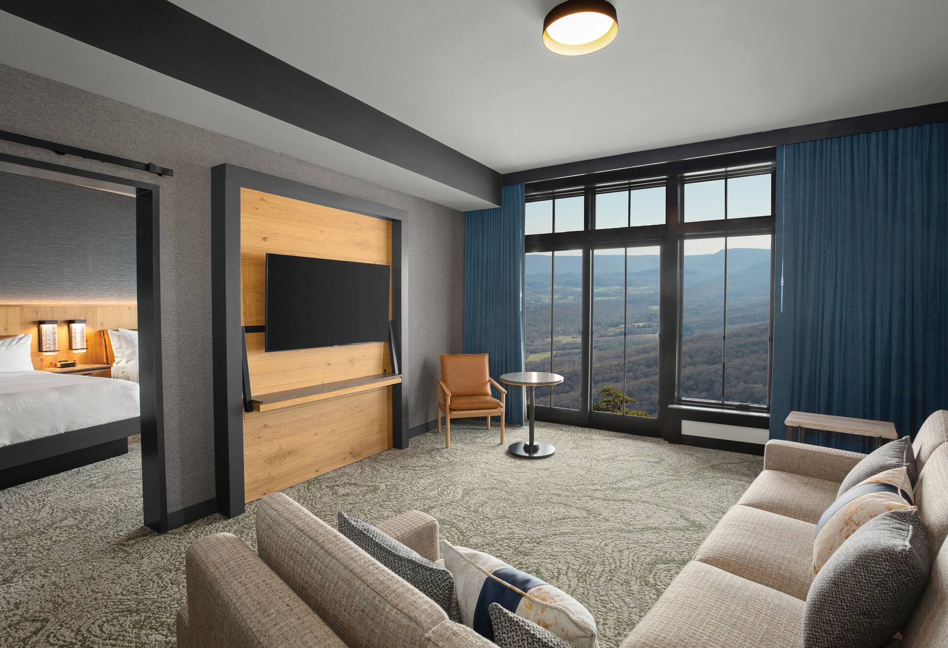 Cloudland at McLemore Resort Lookout Mountain, Curio by Hilton
