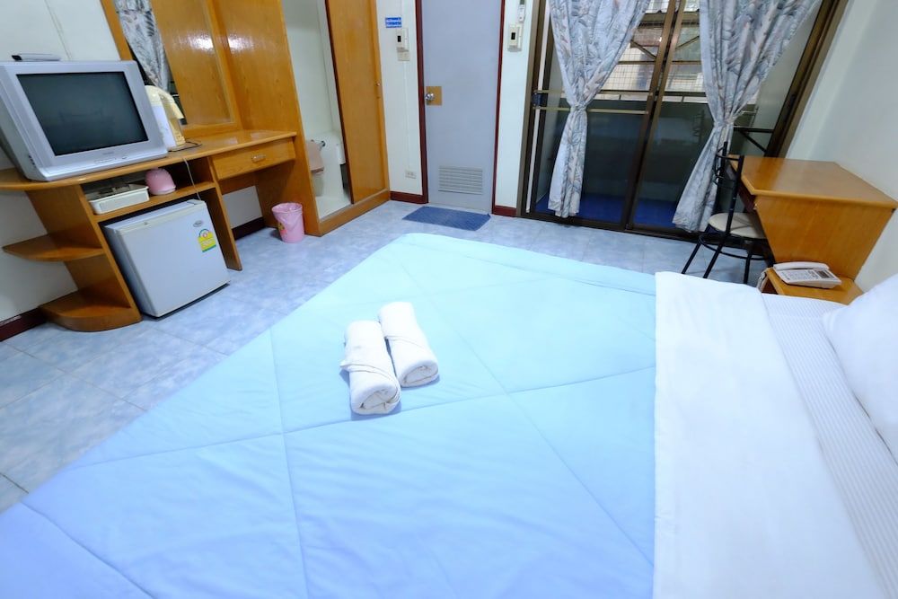 Standard Double Room with Fan photo 3