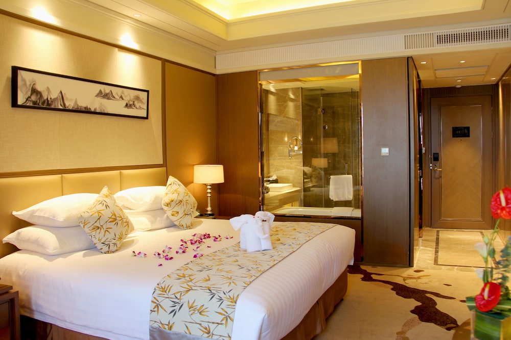 Executive Room, City View