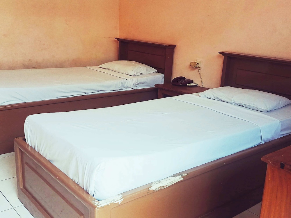 Standard Twin Room photo 3