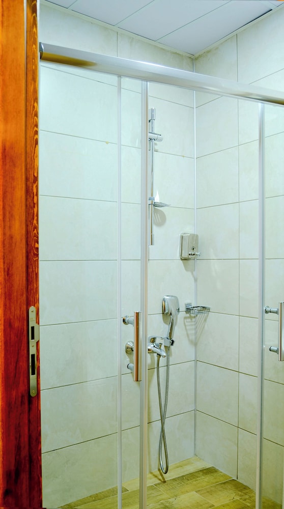 Family Triple Room, City View photo 3