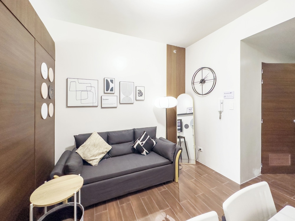 Honeymoon Condo, 1 Queen Bed with Sofa bed, Balcony