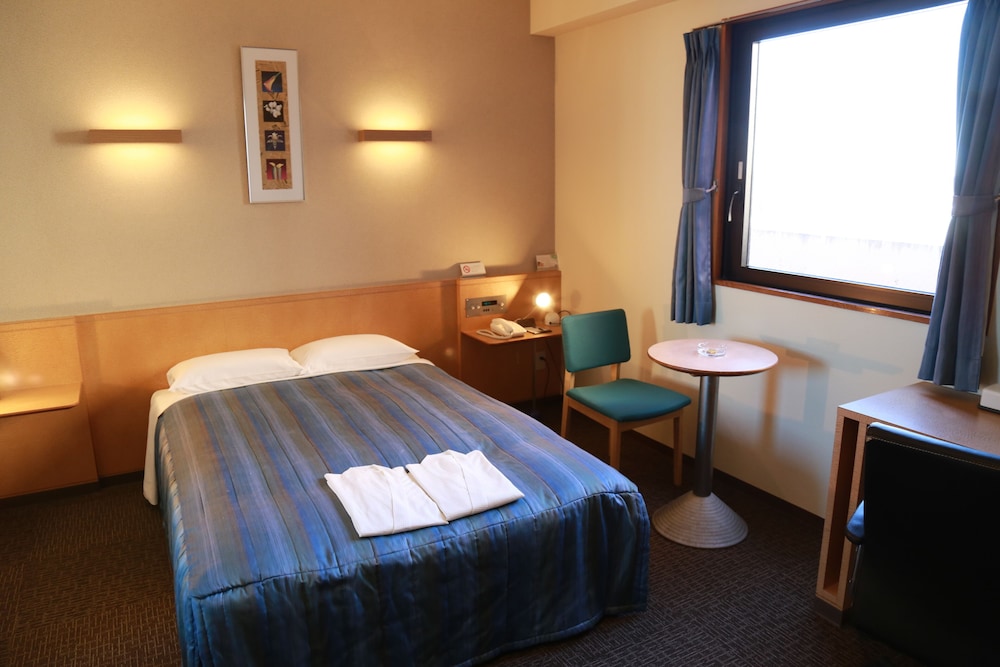 Double Room, Non Smoking - Photo 2