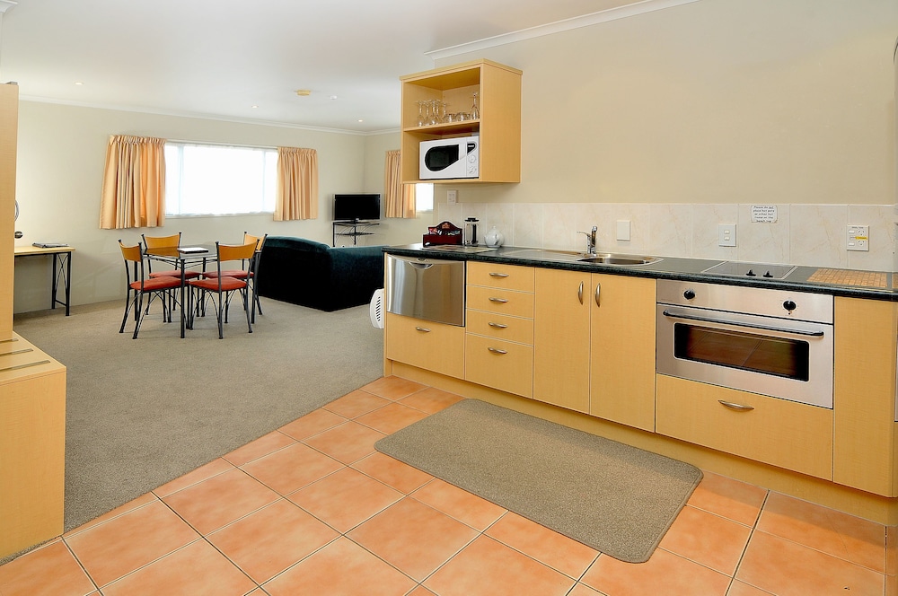 Family Apartment, 2 Bedrooms - Photo 1