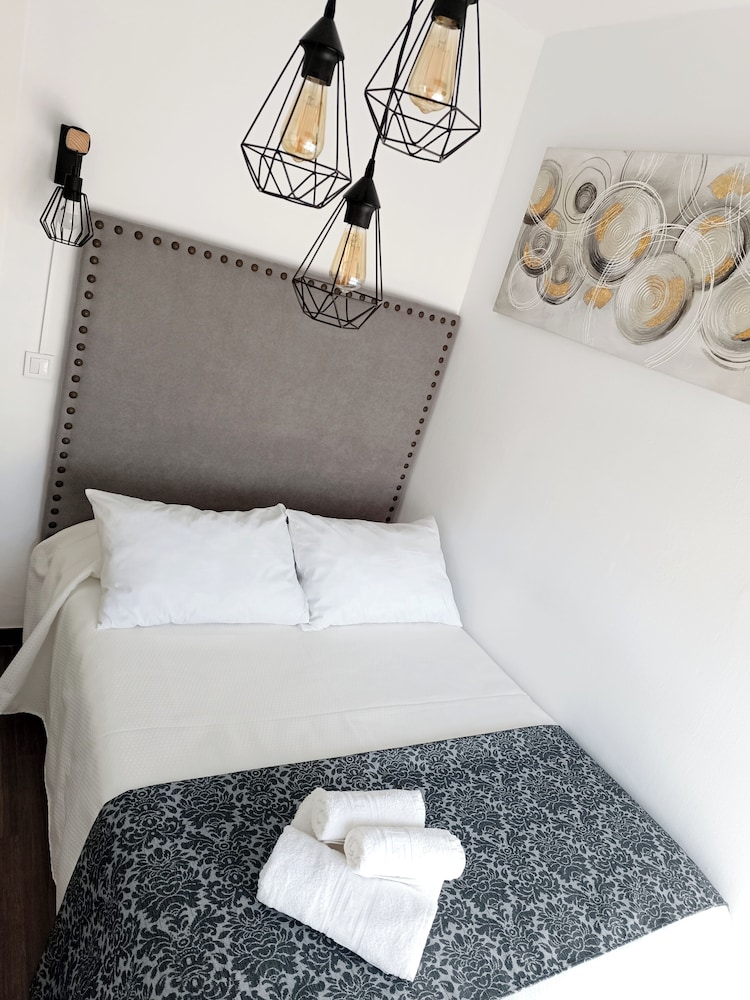 Deluxe Room, 1 Double Bed (7)