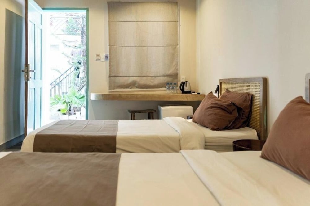 Deluxe Double or Twin Room - Photo 6