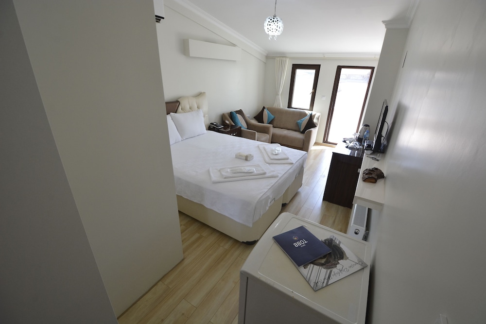 Standard Triple Room photo 3