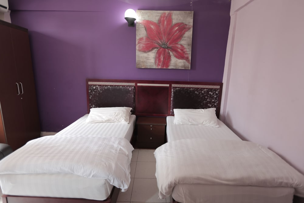 Standard Twin Room photo 3