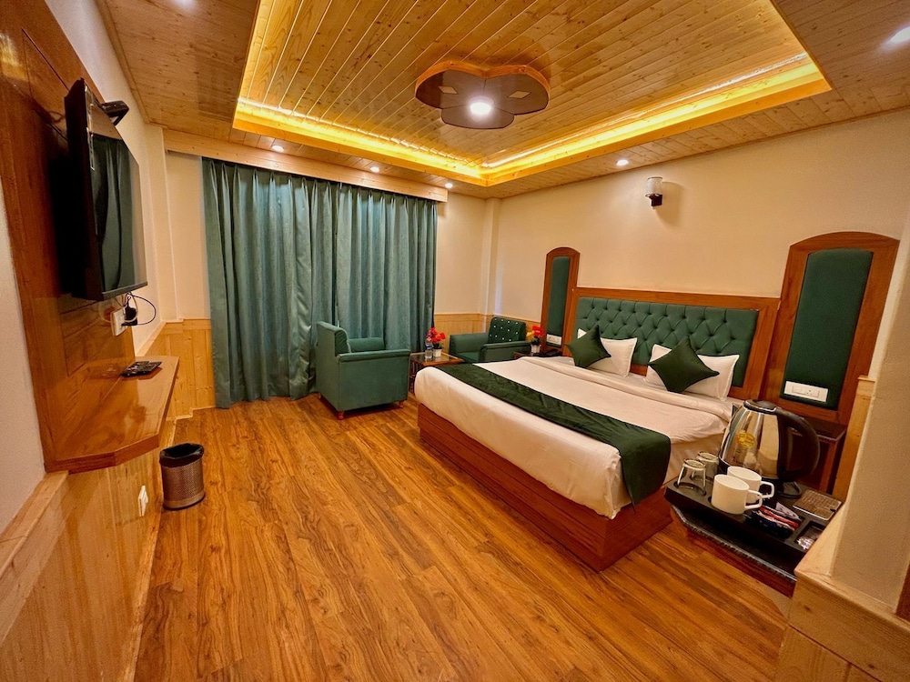 Luxury Double Room, Balcony, Valley View