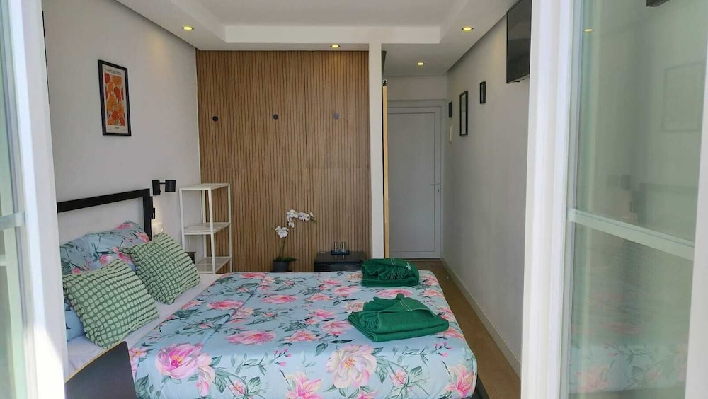 Economy Double Room, City View photo 1