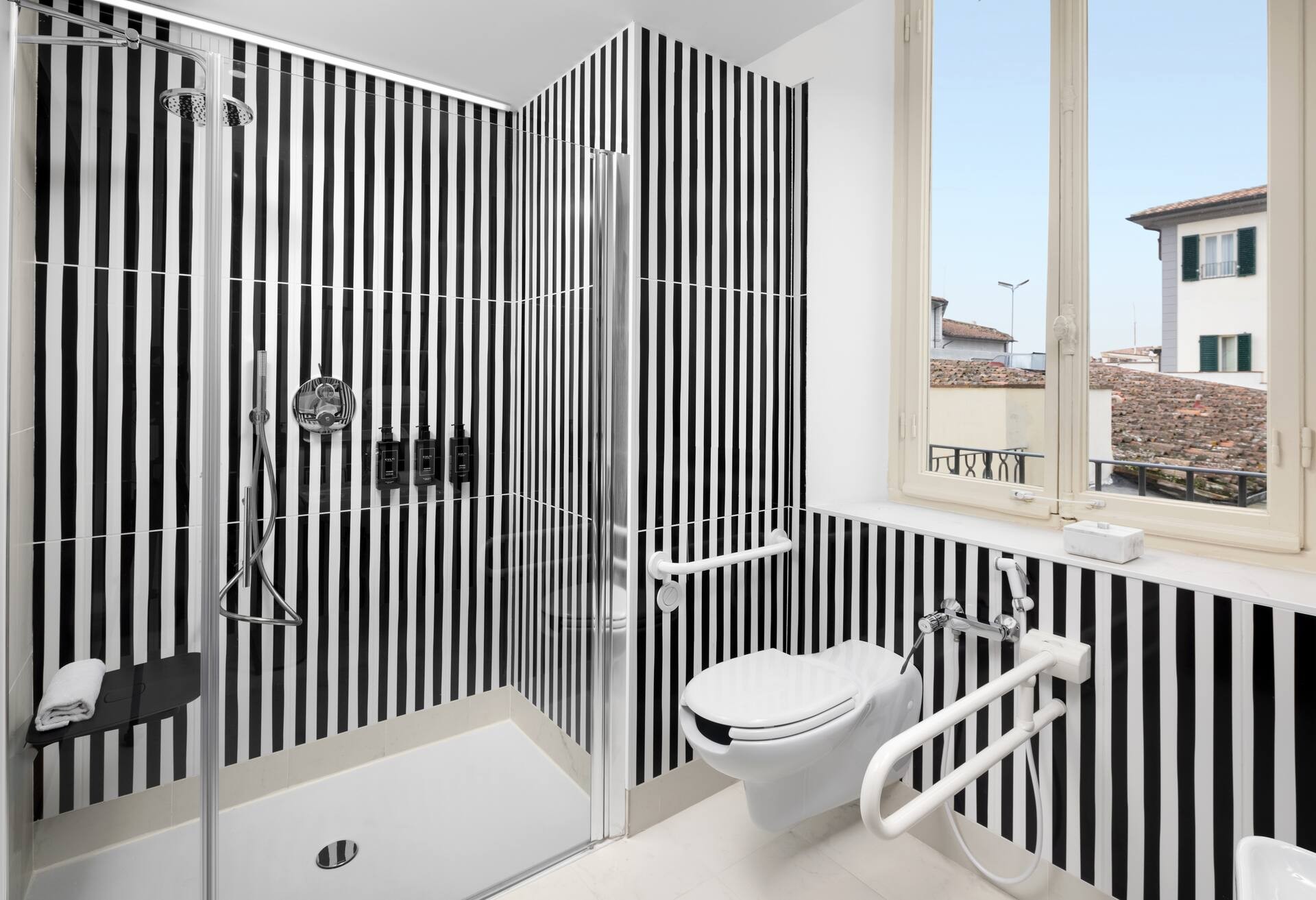 Queen Accessible Classic Room