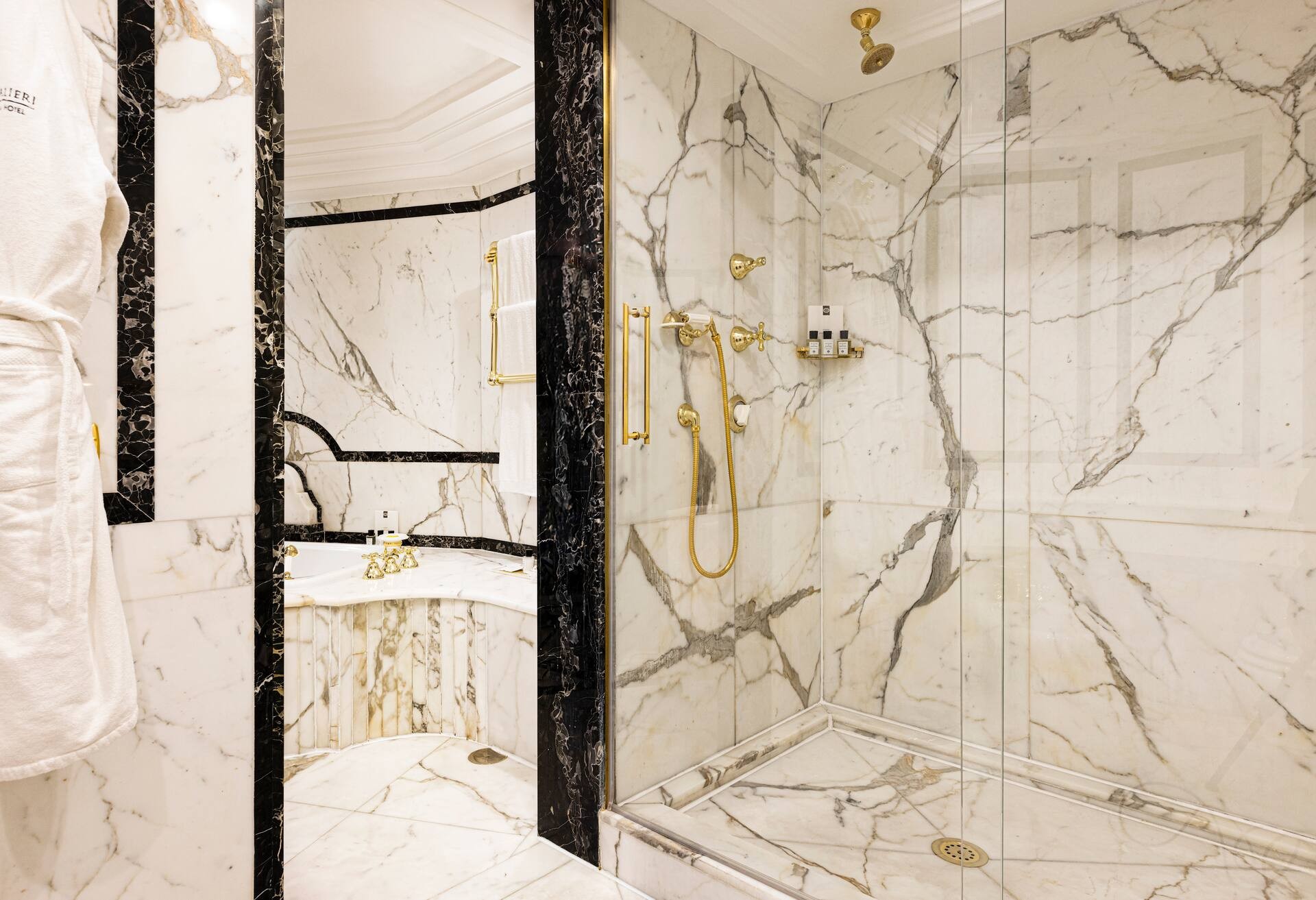 Alcove Suite thumbnail 5