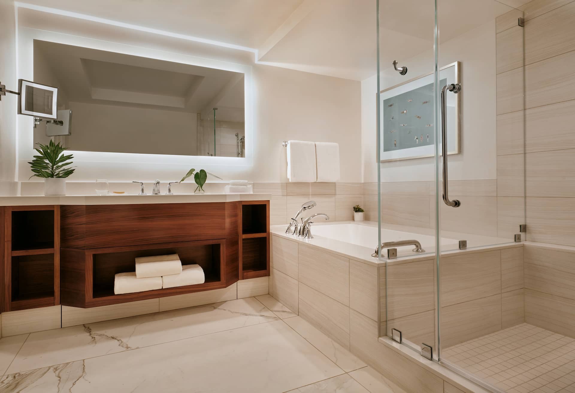 King Superior Room